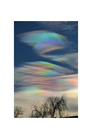 Il fenomeno delle nubi iridescenti verificatosi anche in Alto Adige a gennaio (Foto ©Teseo La Marca)