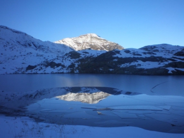 Il lago Maler (Riva di Tures), uno dei siti altoatesini dove si è concentrato lo studio dei fenomeni in seno al progetto permaqua (Foto: USP/Ufficio geologia)