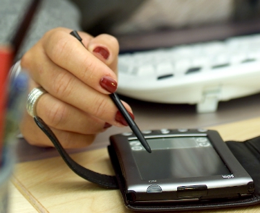 Firme digitali per fatture digitali: a partire da aprile sarà un passaggio obbligato per chi lavora con la Provincia