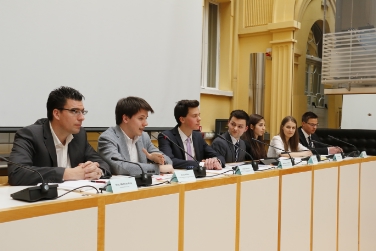 La conferenza stampa al termine della riunione pelnaria delle Consulte studentesche dell'Euregio (Foto USP/rc)