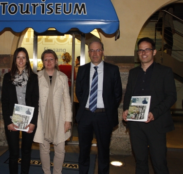 Inaugurata al Touriseum la mostra “Turismo & guerra”