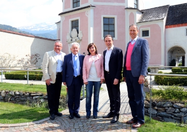 Vertice culturale a Vipiteno: da sinistra, l'assessore di Salisburgo Heinrich Schellhorn, il presidente dell'Austria superiore Josef Pühringer, l'assessora tirolese Palfrader, l'assessore Achammer e l'assessore di Vienna Andreas Mailath-Pokorny