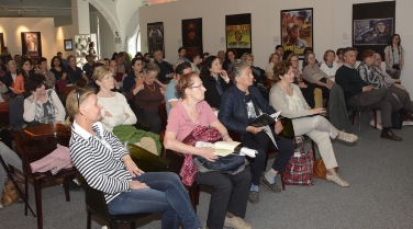 Folto pubblico per l'evento dedicato al Premio Nobel per la Letteratura 2014 Patrick Modiano al Centro Trevi a Bolzano (Foto:USP/Dip. Cultura italiana)