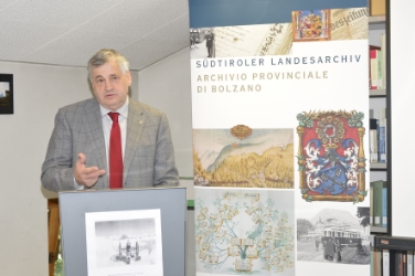L'assessore Mussner nel corso della presentazione della mostra online sulla Grande guerra