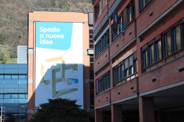 Un'immagine esterna del Centro di formazione professionale "Luigi Einaudi" di Bolzano
