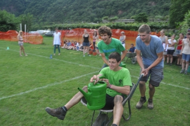 La squadra delle "speranzine" con Laurin Gartner, Toni Mittermair e Hannes Kofler, vincitrice del 14. Concorso professionale dei giovani giardinieri (Foto: USP/SP Laimburg)