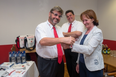 L'assessora Stocker nel corso della sua visita al servizio di emergenza domiciliare di Innsbruck