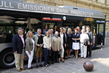 La delegazione bavarese con l'assessore Florian Mussner