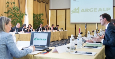 I capi di governo delle 10 Regioni aderenti a Arge Alp durante al Conferenza a Lugano (Foto USP/ohn)