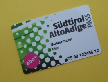Sono circa 70mila gli scolari e studenti altoatesini in possesso dell'AltoAdige Pass Abo+