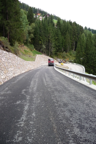 Completata la sistemazione dell'intera strada provinciale Longega-Rina (USP: Rip.Infrastrutte)