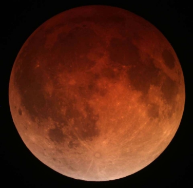 Domenica 27 occhi grande notte al Planetarium per osservare l'eclissi lunare