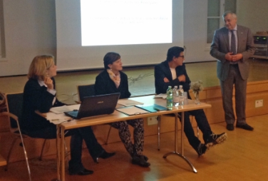 Presentato studio linguistico Scuole infania ladine: L'apprendimento linguistico fin da piccoli per l'assessore Mussner favorisce la comprensione ed il dialogo futuri fra persone di vari gruppi linguistici (FOTO: USP/Felix Ploner)