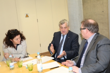 Politica comune sul traffico: gli assessori dell'Euregio Felipe, Mussner e Gilmozzi sono concordi su questa strada (FOTO USP/SAN)