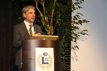 Schuler durante il simposio celebrativo dei 40 anni del Centro Laimburg (Foto USP/mac)