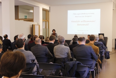 L'assessora Deeg ha discusso con i dirigenti provinciali le proposte di semplificazione delle procedure amministrative (Foto USP)
