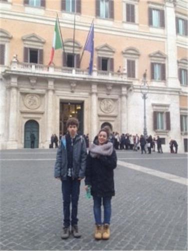 Marco Venturato e Marianna Tanzi davanti alla Camera dei Deputati