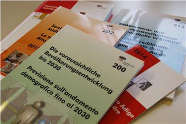 Saranno molte le rilevazioni statistiche dell'ASTAT nel triennio 2016-2018