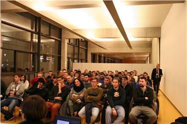 Molte persone hanno preso parte all'incontro informativo sulle nuove opportunità occupazionali nelle Ferrovie