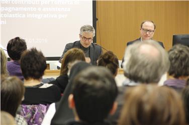 Stefan Walder: "Nel 2015 sostegno a 250 progetti per l'assistenza di circa 57mila bambini"