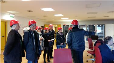ECO Center: Funzionari dell'Ufficio Orientamento scolastico e Professionale s'informano sui profili professionali ricercati in questo settore d'attività. Foto: UfficioOrientamentoScolastico-Professionale