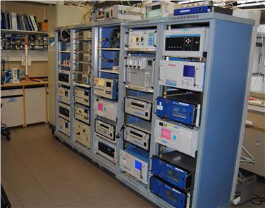 Misurazione della qualità dell'aria: alcune delle strumentazioni del Laboratorio di chimica fisica
