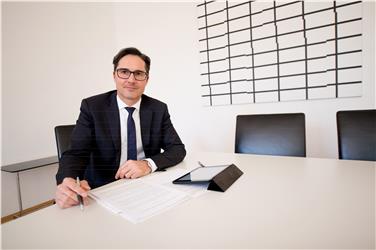 Kompatscher: la quota di risparmio finanziario degli altoatesini conferma che la situazione locale è positiva (Foto Jaider)