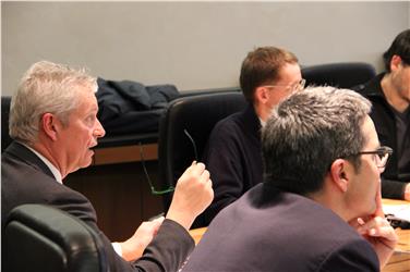 Il presidente Kompatscher con il direttore dell'Area turismo della Provincia, Hansjörg Haller (Foto USP/mgp)
