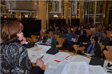 Contrasto della carenza di medici e potenziamento degli interventi preventivi nel settore delle dipendenze sono i punti salienti del DL che modifica leggi provinciali nei settori salute, politiche sociali, lavoro e pari  opportunita' (Foto: USP)