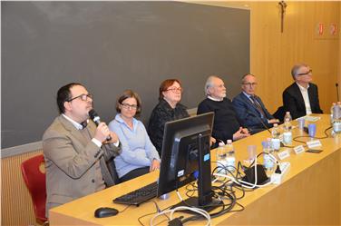 I relatori del convegno sulla medicina di genere tenuto presso la Scuola superiore di sanità "Claudiana" a Bolzano (Foto: USP)
