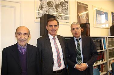 Theiner alla Commissione nazionale UNESCO con il segretario generale Lucio Alberto Savoia (a sin.) e il futuro vice Giovanni Zanfarino (Foto USP/Ufficio di Roma)