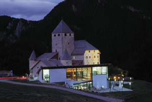 La mostra Trienala Ladina sarà ospitata presso il Museum Ladin Ciastel de Tor di San Martino in Badia