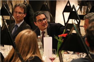 Il presidente Arno Kompatscher durante l'incontro di Laimburg