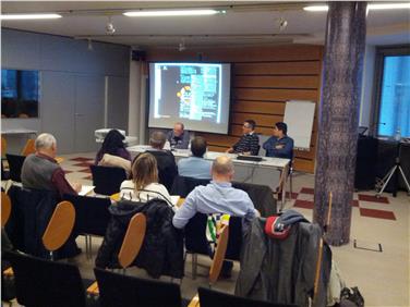 Un'immagine del workshop sul tema "FUSS nelle scuole" tenutosi presso presso l'IDM (ex TIS Innovation Park)
