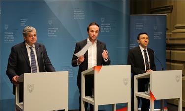 Conferenza stampa sul disegno di legge provinciale sulla riforma scolastica