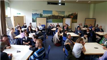 Introduzione prima delle tre relazioni sugli sviluppi del sistema scuola  (Foto: Dipartimento istruzione tedesca)