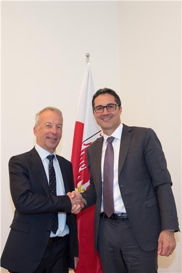 Il presidente Kompatscher ha dato il bentornato in Alto Adige al giudice Rössler (Foto USP/ohn)