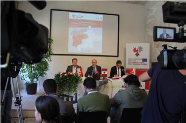 La conferenza stampa dei tre presidenti dell'Euregio: Platter, Rossi e Kompatscher