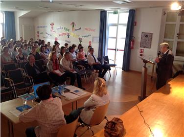 L'assessore Florian Mussner nel corso del suo intervento