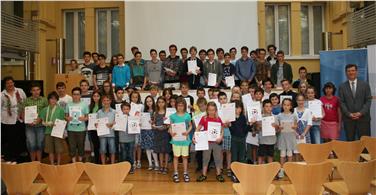 Premiati dall'intendente Peter Höllrigl e dall'ispettrice Martha Herbst i migliori studenti di matematica