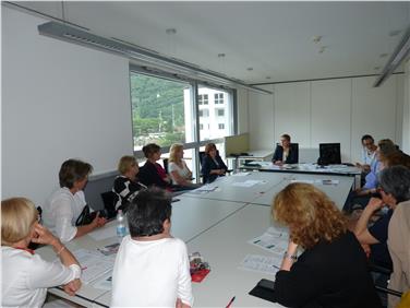 L'assessora Deeg all'incontro con il Comitato provinciale pari opportunità (Foto Comitato PO)