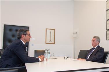 Colloquio fra Fischer e Kompatscher nell'ufficio del Landeshauptmann - Foto: USP/ohn
