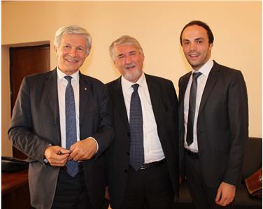 L'assessore Philipp Achammer ha presentato al ministro Giuliano Poletti due proposte di emendamento al Jobs act relative al settore dell'apprendistato e della formazione duale