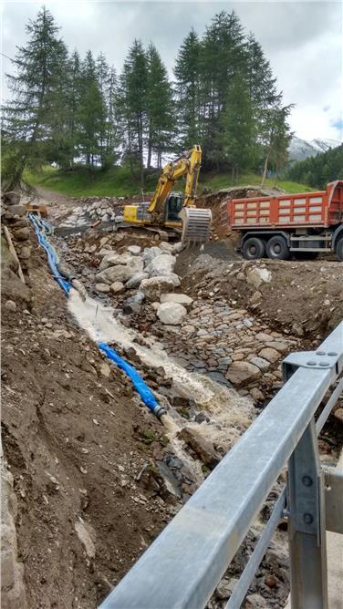 Vallelunga: strada messa in sicurezza dopo il maltempo: i lavori sul rio Pedross (Foto: USP/Stephan Bauer)