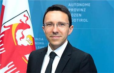Il vicepresidente Tommasini ha guidato la seduta di Giunta: via libera al piano di recupero degli ex Telefoni di Stato a Bolzano