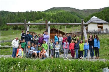 Grazie ai Summercamps delle lingue anche quest’anno oltre 200 studenti di lingua italiana e tedesca hanno potuto migliorare le loro conoscenze linguistiche divertendosi assieme