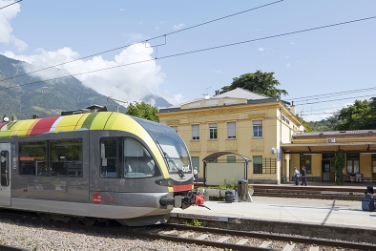 La stazione di Merano, snodo centrale della viabilità nel Burgraviato