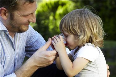 Sostegno ai congedi parentali dei padri con il nuovo assegno familiare+ (Foto USP)