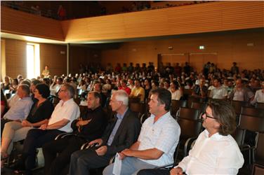 Scuole di Musica: numerosi gli insegnanti e gli ospiti convenuti a Ora per il convegno di avvio dell'anno formativo (Foto: USP/M.Ebert)