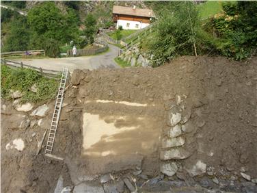 Gli eventi alluvionali del luglio scorso hanno reso necessari una serie di interventi. Qui Rio Holer nei pressi del Wassserfallhof (Foto: USP/Agenzia Protezione Civile)